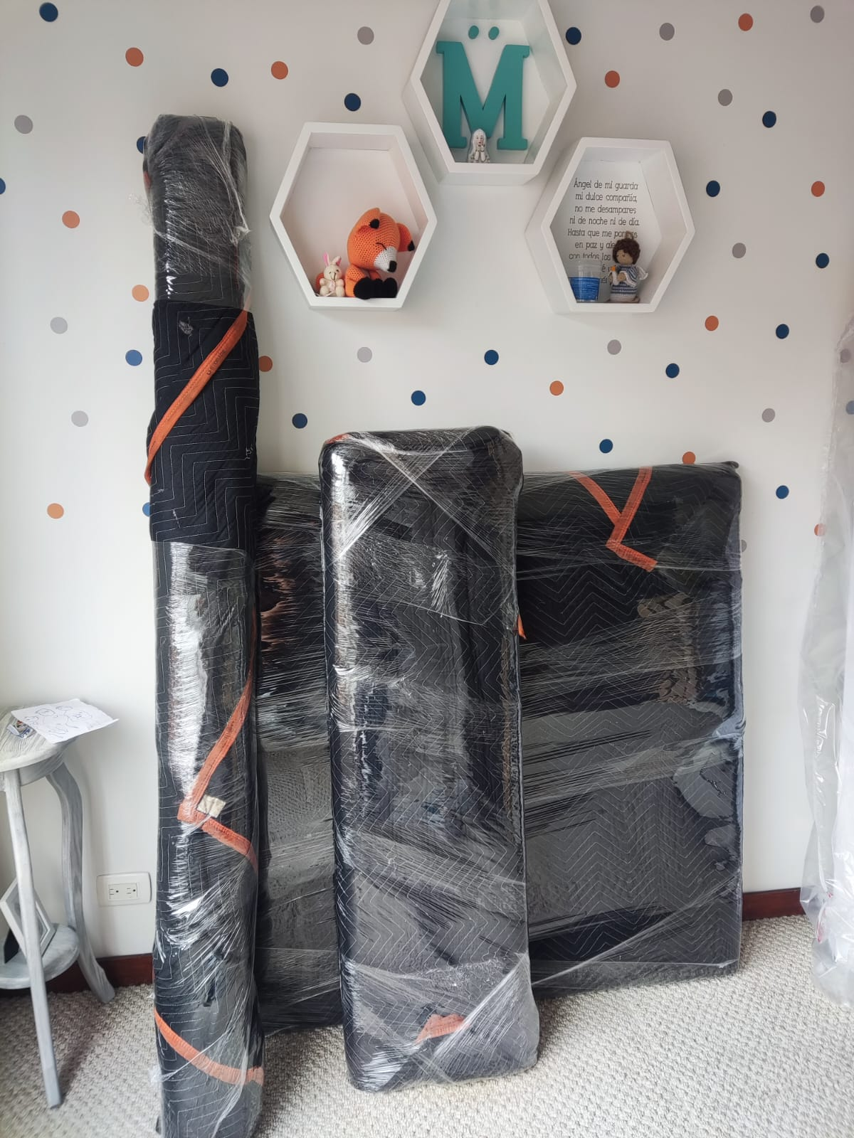 Cama protegida para transporte